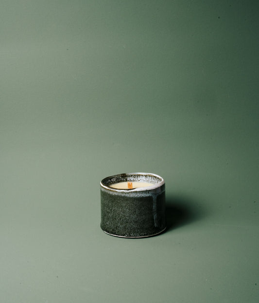 Intense Scents Ceramic Candle // VELVET SMOKE